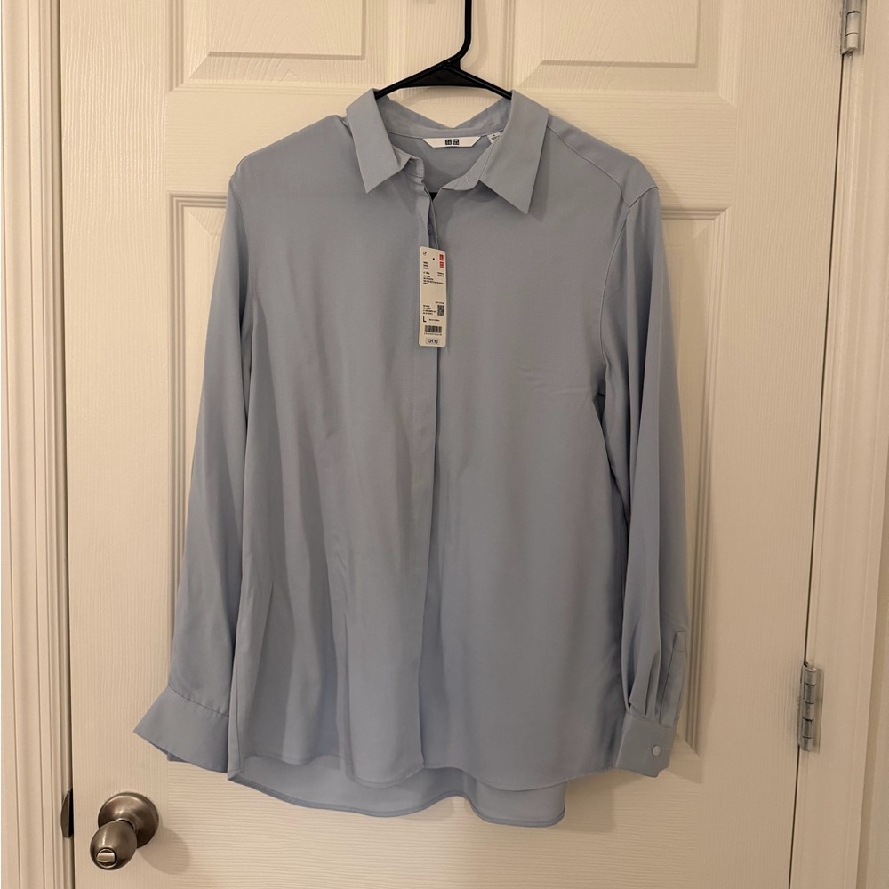 Uniqlo Women’s Sky Blue Dress Shirt